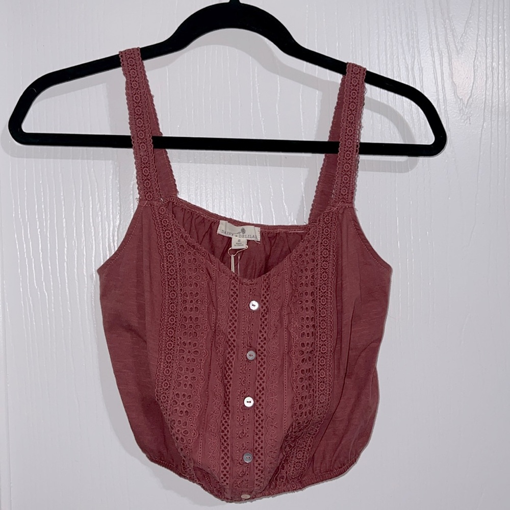 Daisy & Delilah- Burgundy crop tank. Never worn